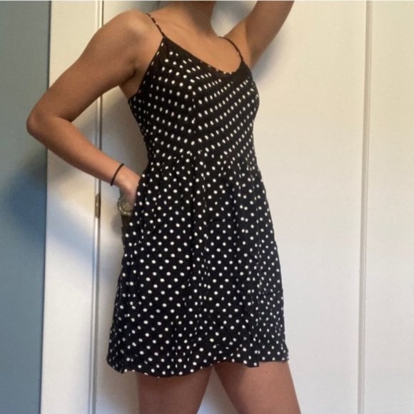 Forever 21 Dresses & Skirts - Polka dot baby doll dress XS